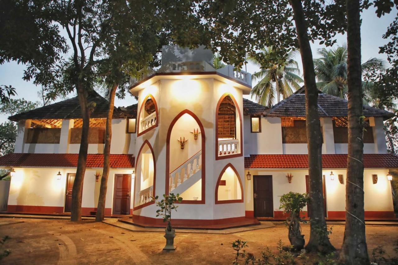 Vala House Hotell Cherai Beach Exteriör bild