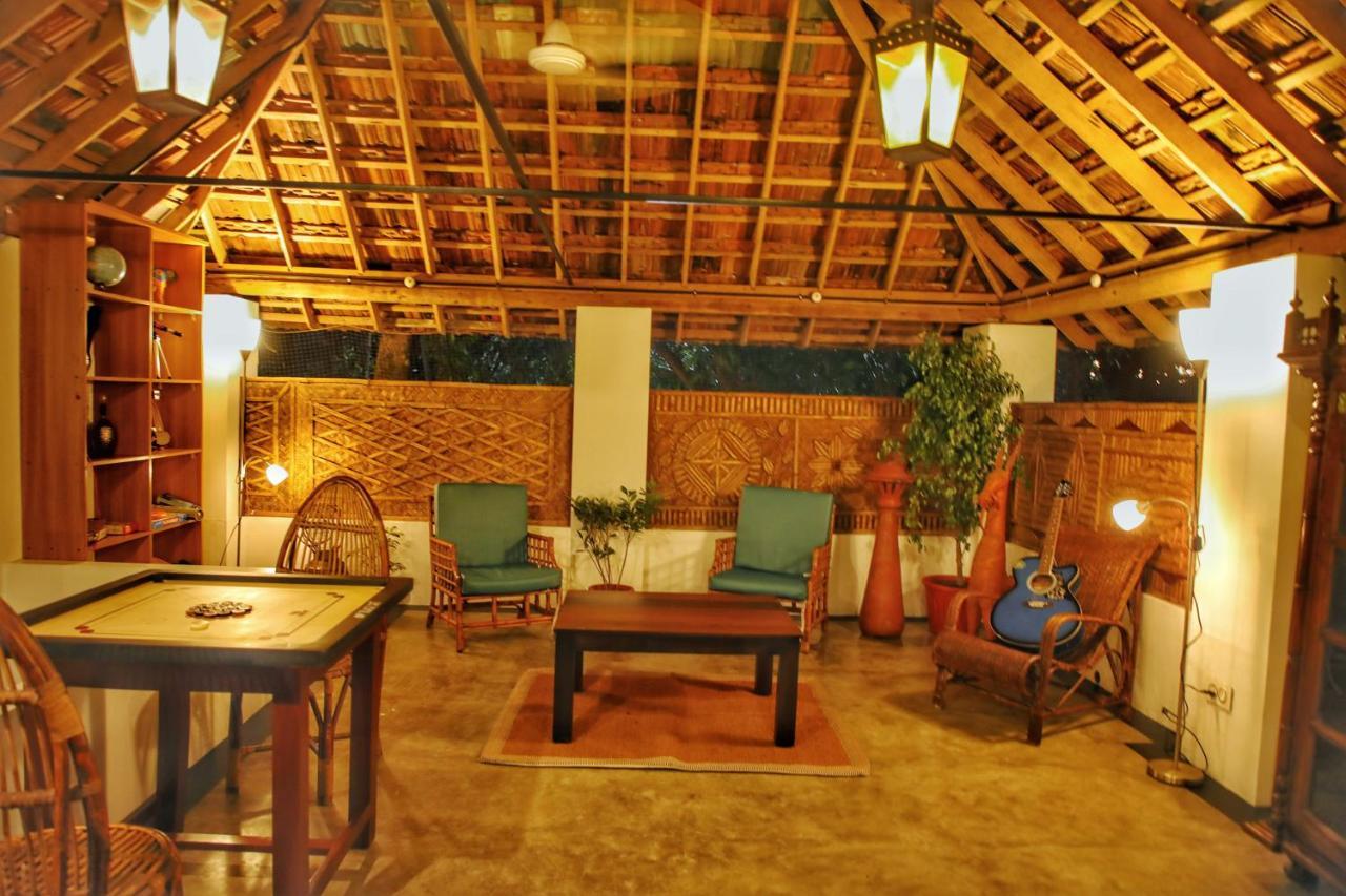 Vala House Hotell Cherai Beach Exteriör bild